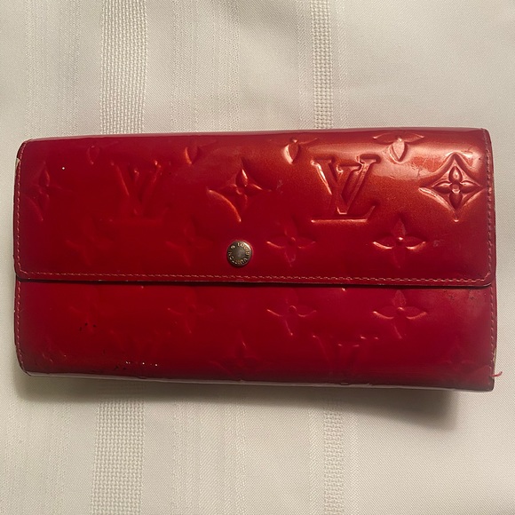 Louis Vuitton Vintage Sarah Vernis Wallet - #5 - Picture 1 of 14